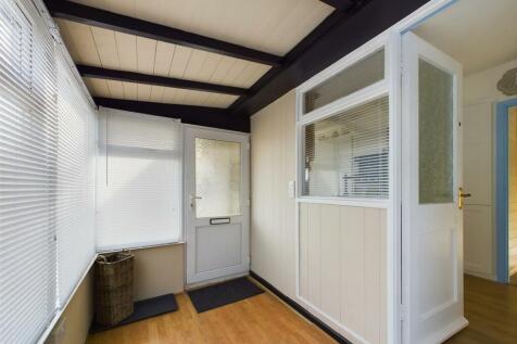 Entrance Porch/Utility Area