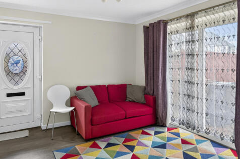 Sitting/Dining Room
