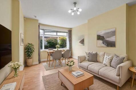 Lounge/Diner - Virtually Staged