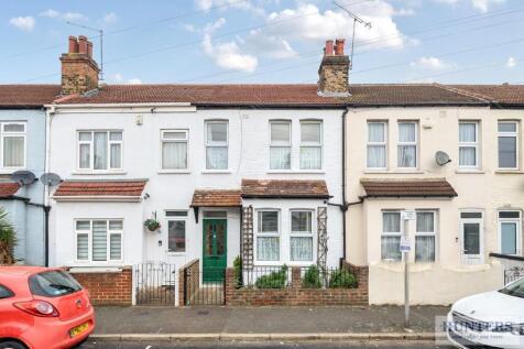 London, SE2 - property photo