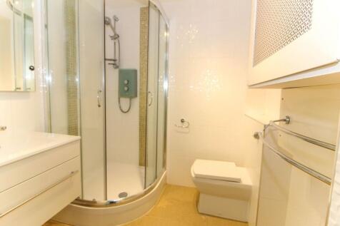 Ensuite shower room to guest bedroom