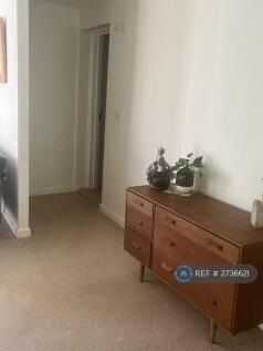 Kitchen/Diner- Access To Bathroom