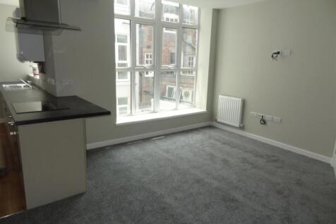 OPEN PLAN LIVING/DINING/KITCHEN