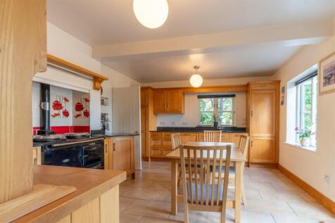 Farmhouse Kitchen/ Breakfast Room