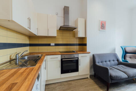 2-bed house on Churchgate, Loughborough, £1,256/mo