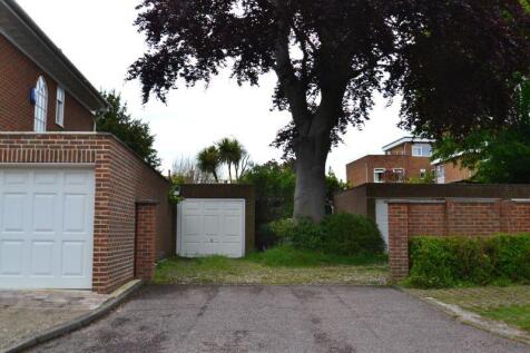 Detached Garage
