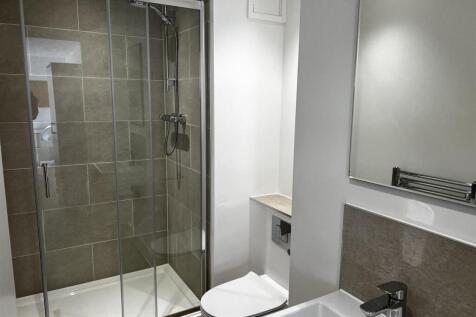 example en-suite (5).JPEG