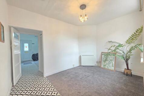 Doxey Road, Stafford, ST16 2EW photo 4