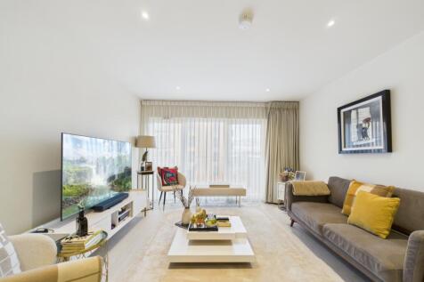 CAM03750G0-PR0085-STILL013