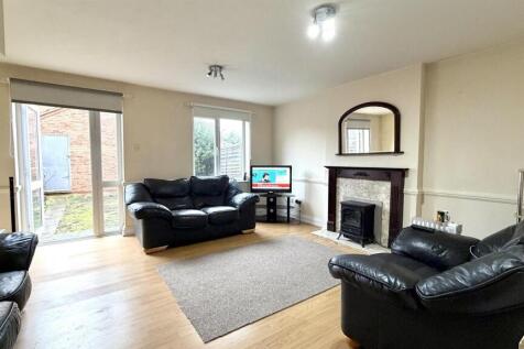 Beckton, E6 House For Sale By Barrain London Estat