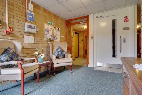 Communal Entrance lobby