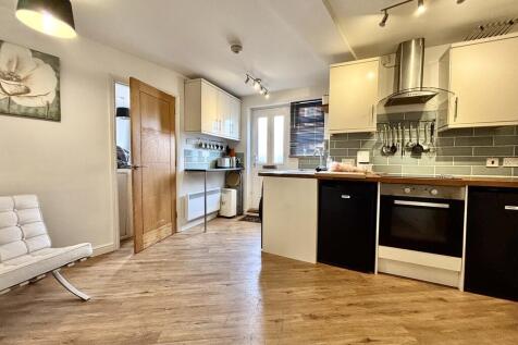Merton Road photo 3