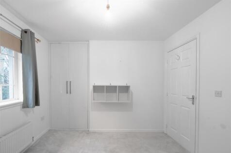 bedroom.two.jpg