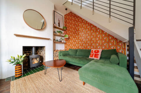 1417683-7-699d77a...