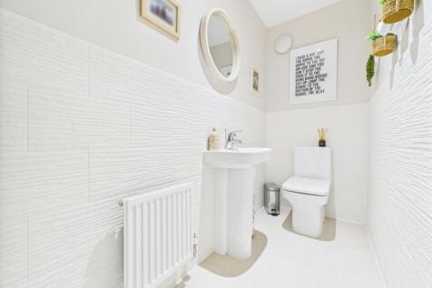 CAM02195G0-PR0085-STILL015