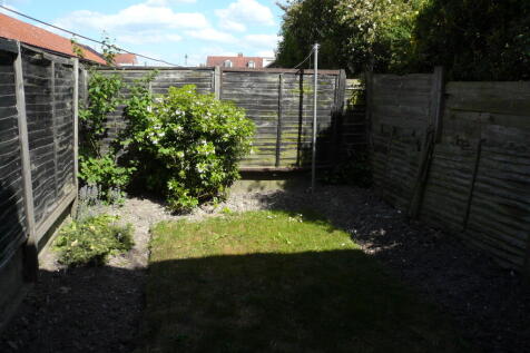 GARDEN 1 