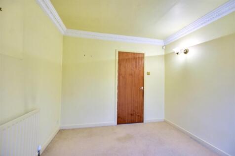 Sitting Room/Bedroom 3