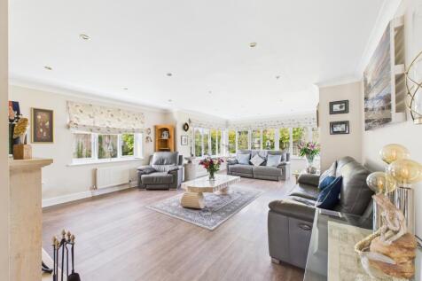 Living Room- Mark Stephens EweMove Newmarket and S