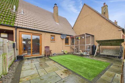 CAM03481G0-PR0122-STILL028