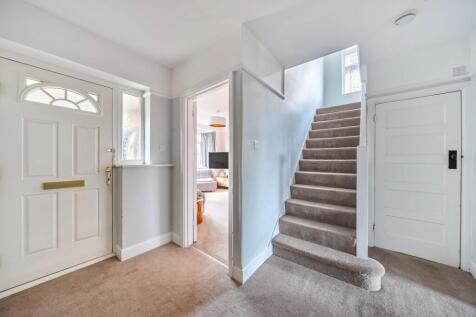 Stoneleigh Park Road, Epsom - KT19 0RG