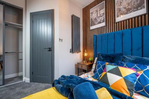 Room 4, 26 Euclid Street, Swindon, Wiltshire, SN1 photo 5