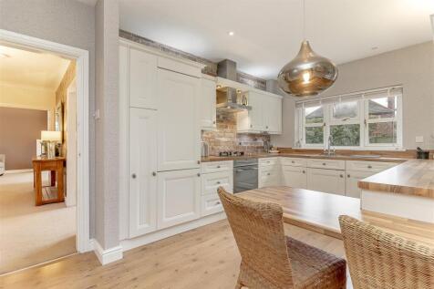 Dining Kitchen - B.jpg