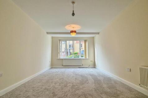 Haverhill Grove, Wombwell, Barnsley, S73 0DY photo 3