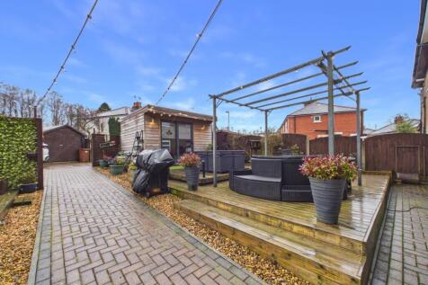 CAM02093G0-PR0074-STILL038