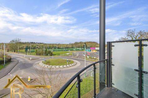 CAM03016G0-PR0031-STILL023