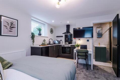 459RochdaleOldRoad-HMO-65.JPG