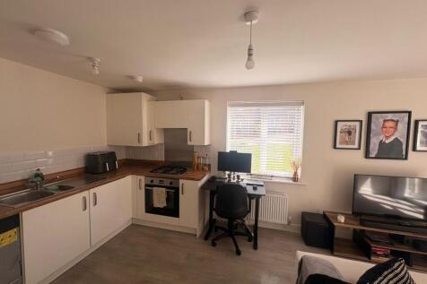 Bolsover Drive, Stafford, Stafford, ST16 photo 3