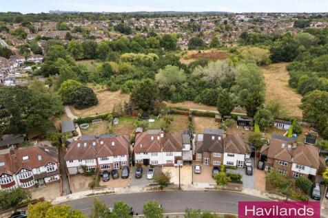 Oakwood Crescent-2.jpg