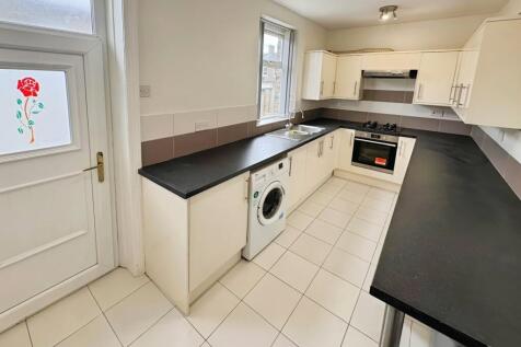 Pickford Street, Huddersfield, West Yorkshire, HD3 photo 3