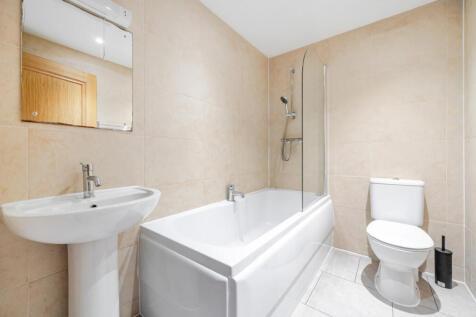 1385900-17-692828...