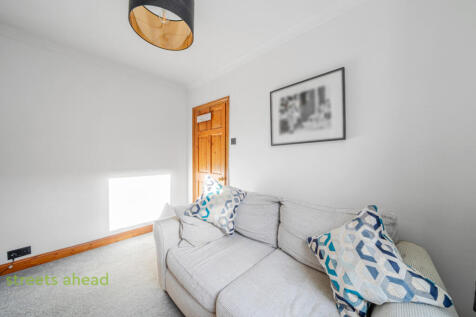 338f79f8-f18c-422...