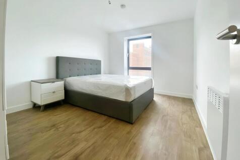 Phoenix, Saxton Lane, Leeds, LS9 photo 4