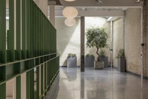 LowRes_Billy Bolton_HUT_Drill Hall_130HDR.jpg