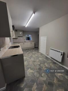 Piggott Grove, Stoke-On-Trent, ST2 photo 5