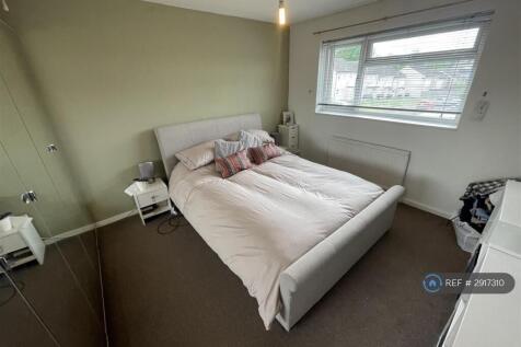 Hardy Close, Hitchin, SG4 photo 4