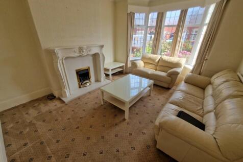 St. Martins Road, Blackpool, Lancashire, FY4 photo 5