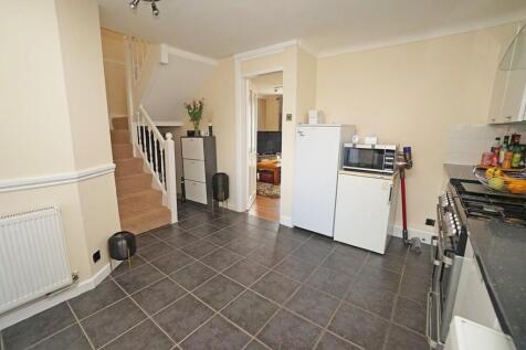 Sedgefield Close, Portsmouth photo 4