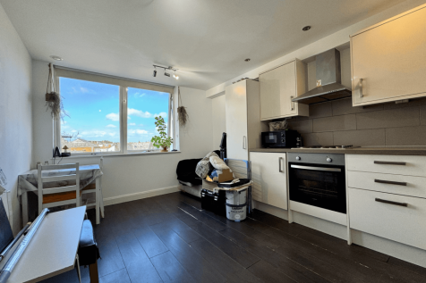 OPEN PLAN RECEPTION/KITCHEN ONE