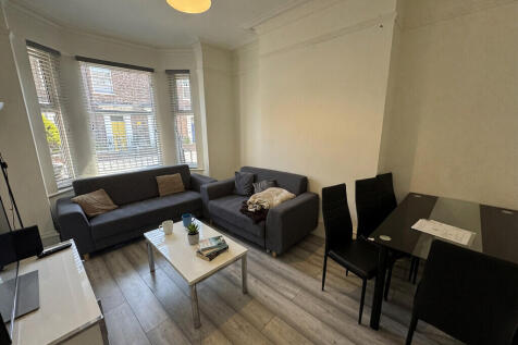 Student Living Ro...