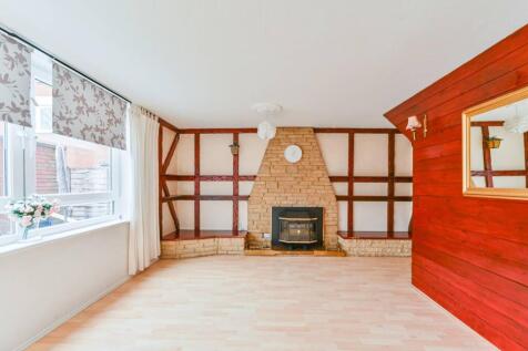 London, SW11 - property photo