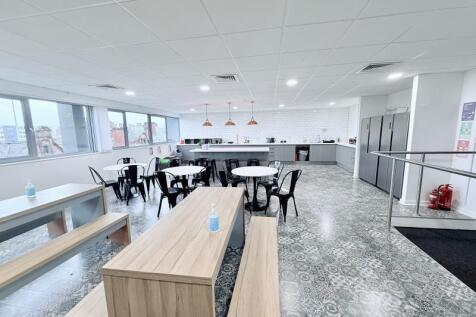 Office to rent Image 4
