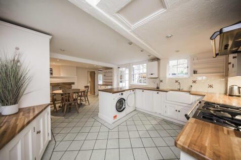 Kitchen - Breakfa...