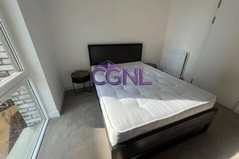 Monterrey House, Everdene Path, Acton, Ealing photo 4