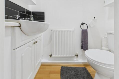 CAM04273G0-PR0215...