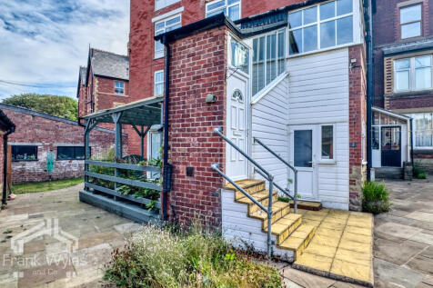 20260901_094656889_iOS_hdr