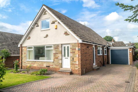 Huddersfield, HD8 - property photo